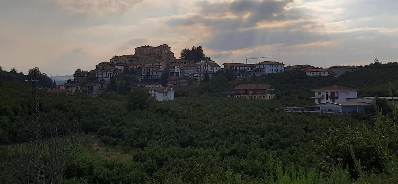 Ristorante Albergo Da Maurizio Cravanzana Exterior foto