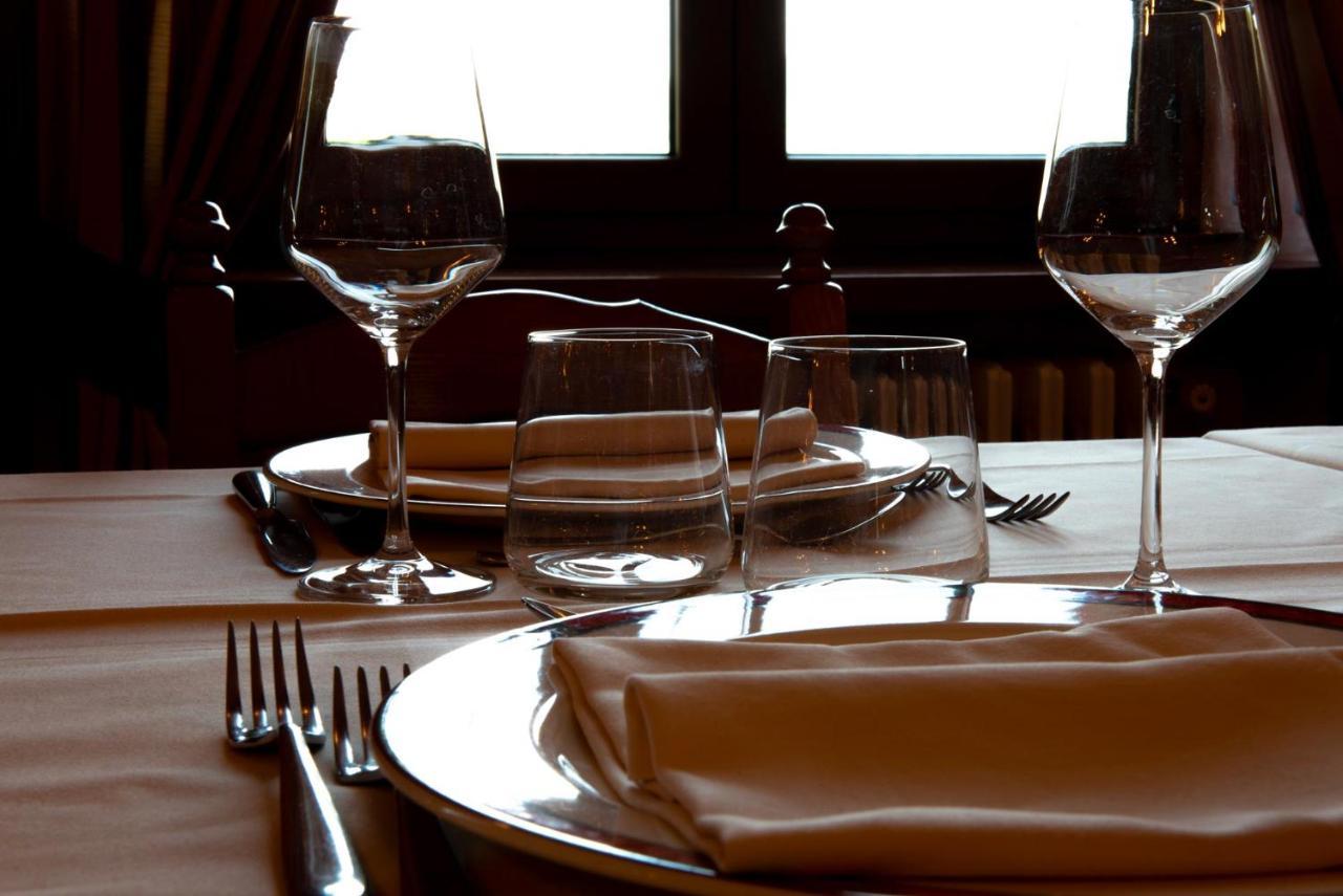 Ristorante Albergo Da Maurizio Cravanzana Exterior foto